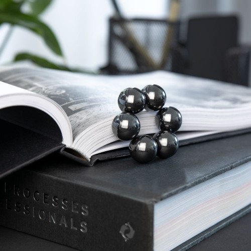 Магнитный антистресс Trifles, черный